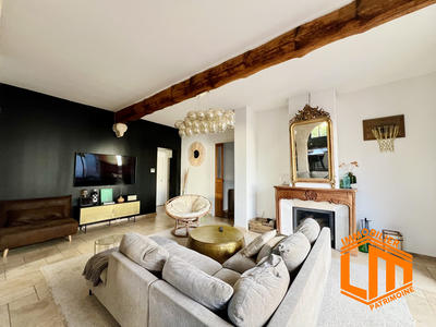 Maison - 195 m² - 7 pièces