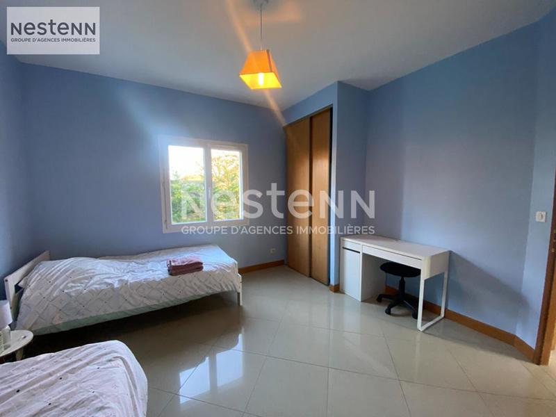 Maison - 235 m² - 7 pièces