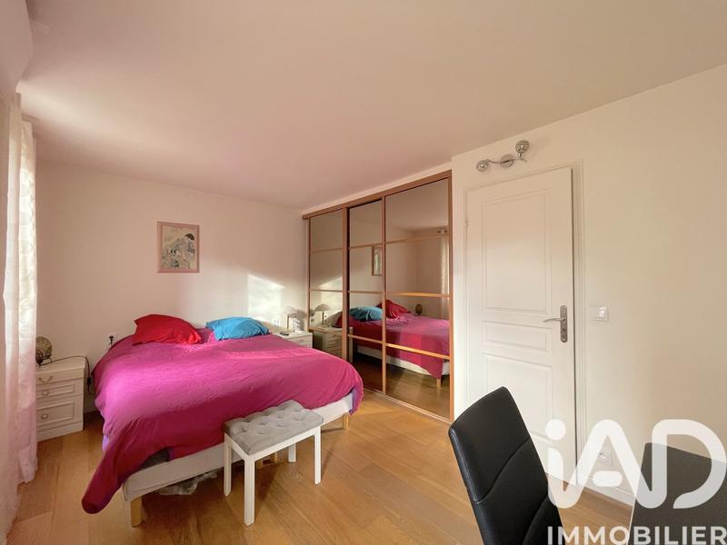 Maison - 92 m² - 5 pièces
