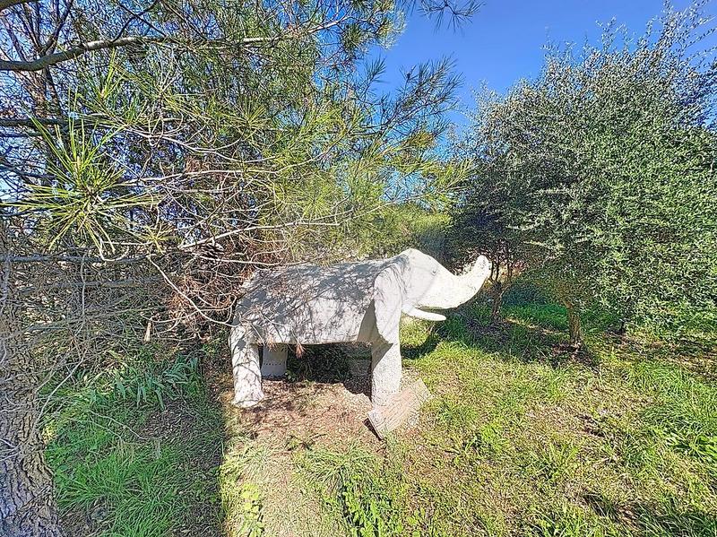 Propriété - 93 m² - 4 pièces