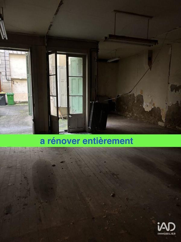 Local commercial - 219 m²