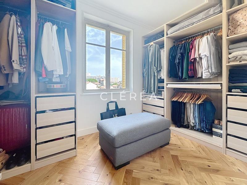 Appartement - 89 m² - 4 pièces