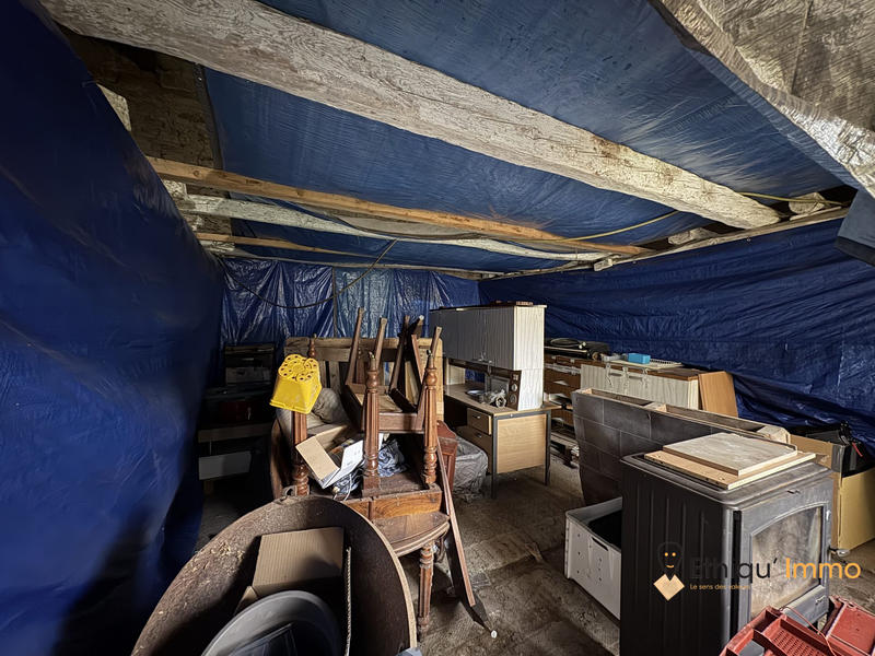 Maison ancienne - 195 m² - 2 pièces