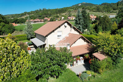 Maison - 113 m² - 4 pièces