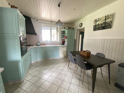 Maison - 120 m² - 5 pièces
