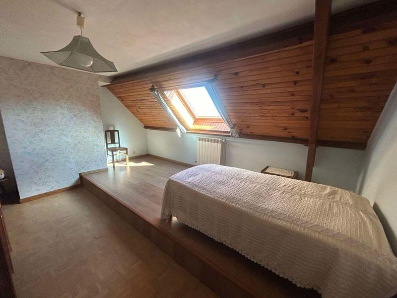 Pavillon - 200 m² - 8 pièces