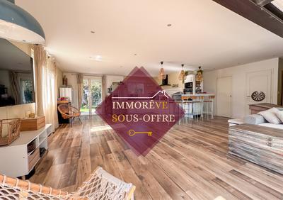 Maison - 141 m² - 6 pièces