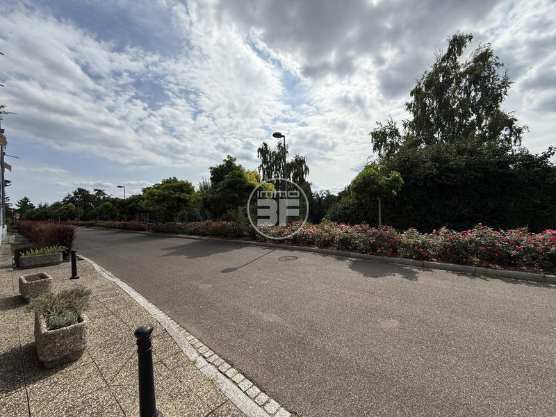 Appartement - 105 m² - 4 pièces