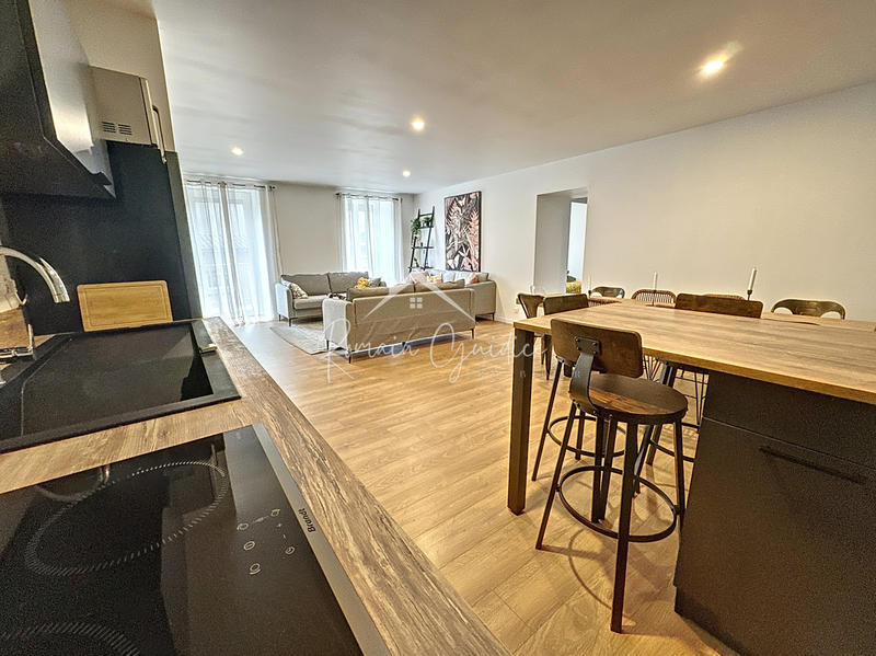 Appartement - 108 m² - 4 pièces