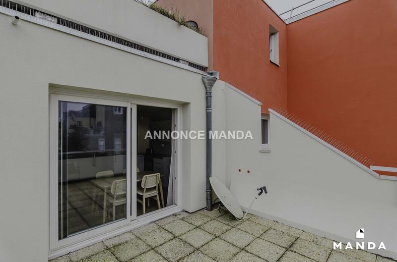 Chambre - 11 m² - 4 pièces