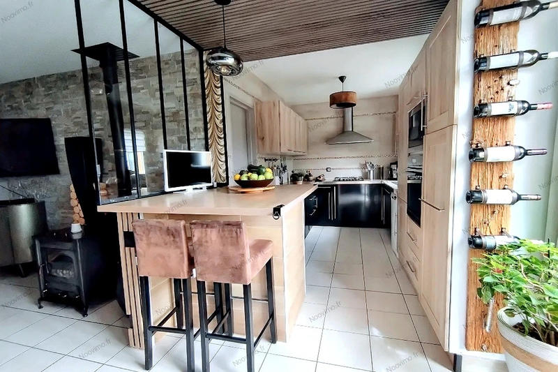 Maison - 110 m² - 5 pièces