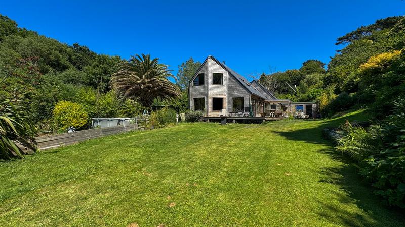 Maison - 136 m² - 6 pièces