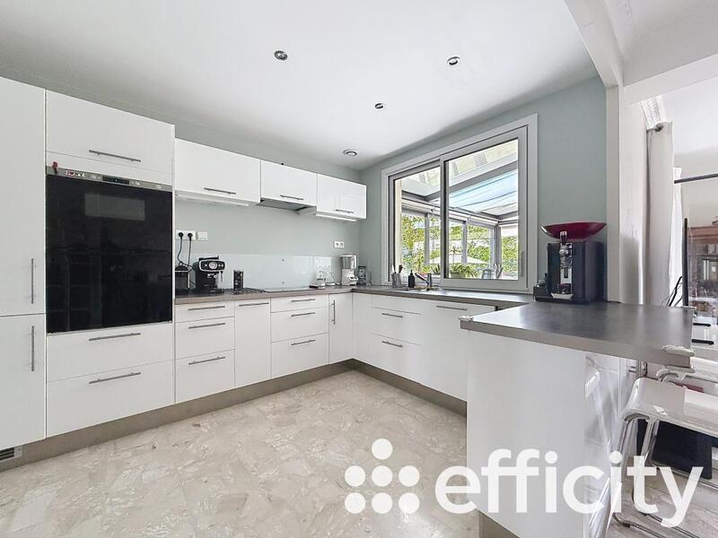 Pavillon - 106 m² - 5 pièces