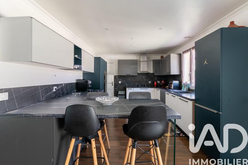 Maison - 105 m² - 6 pièces