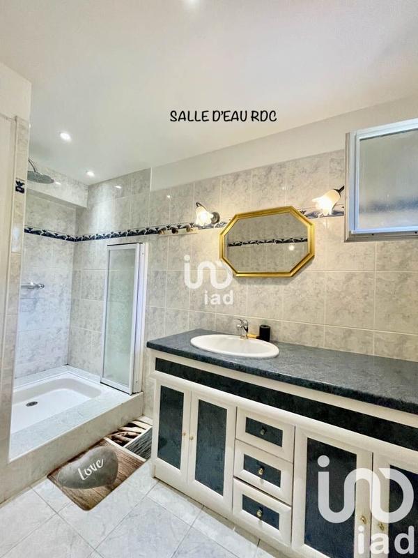 Maison - 177 m² - 5 pièces