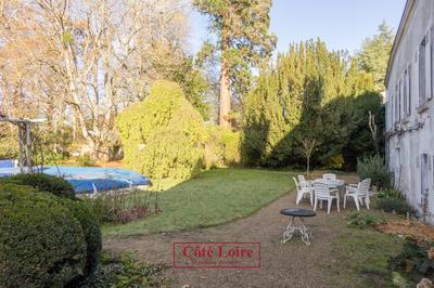 Maison ancienne - 460 m² - 12 pièces