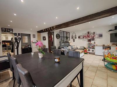 Maison - 92 m² - 4 pièces