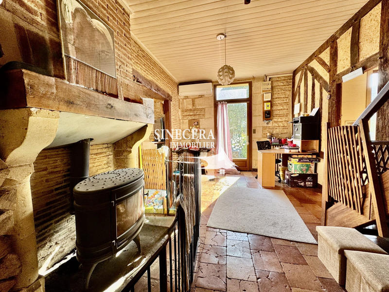 Maison - 143 m² - 5 pièces