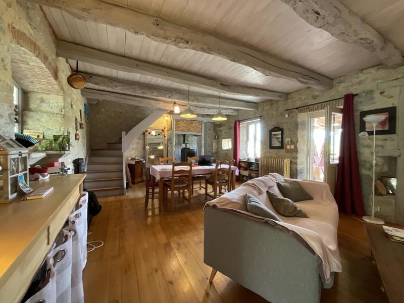 Maison - 430 m² - 16 pièces