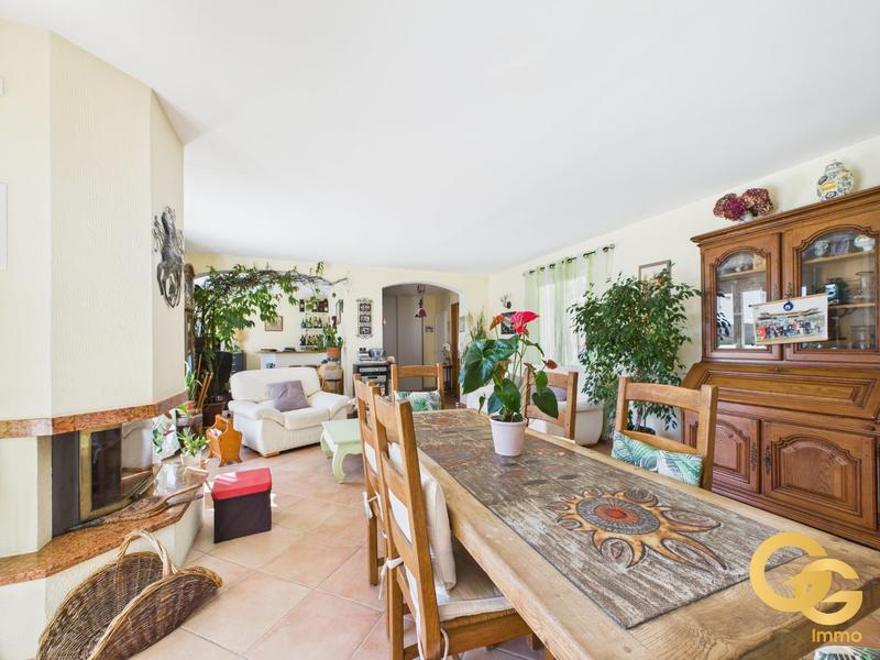 Maison - 130 m² - 5 pièces