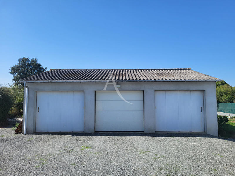 Maison - 199 m² - 7 pièces