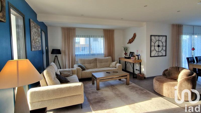 Maison - 163 m² - 6 pièces