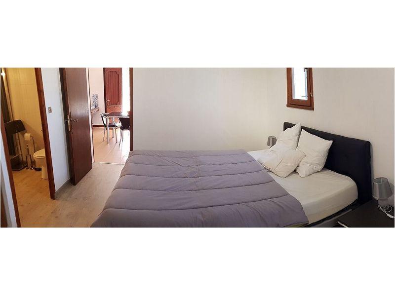 Maison - 235 m² - 10 pièces