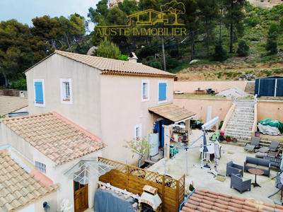 Maison - 136 m² - 6 pièces