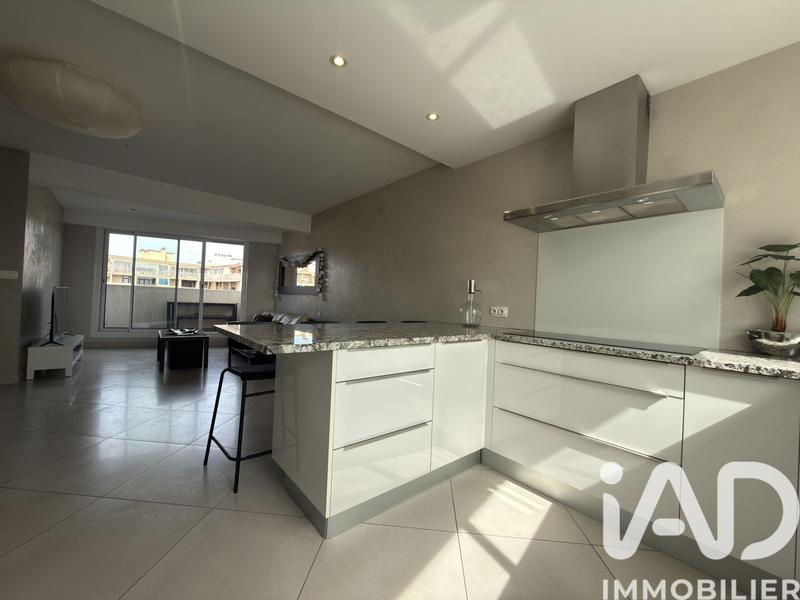 Appartement - 92 m² - 4 pièces