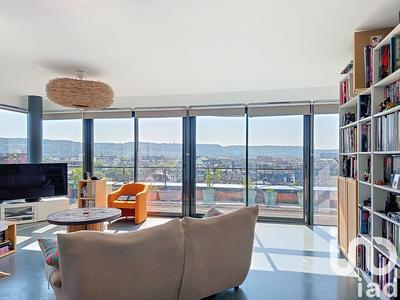 Appartement - 112 m² - 4 pièces