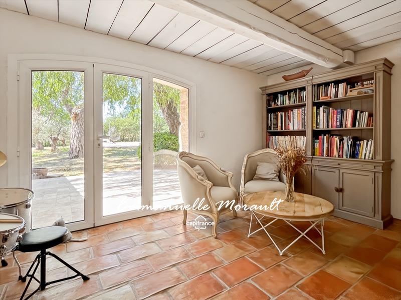 Maison - 184 m² - 7 pièces