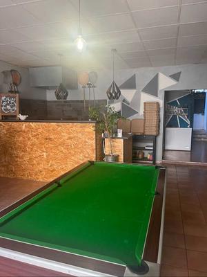 Magasins - 150 m² - 5 pièces