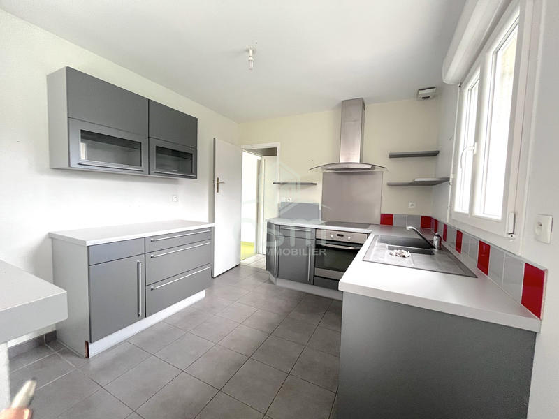 Maison - 100 m² - 5 pièces