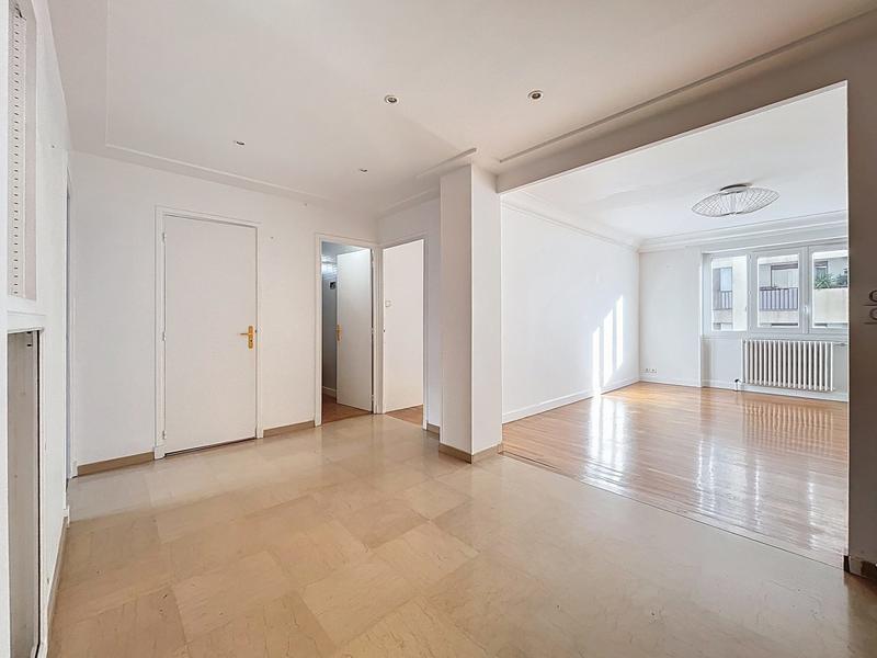 Appartement - 102 m² - 5 pièces