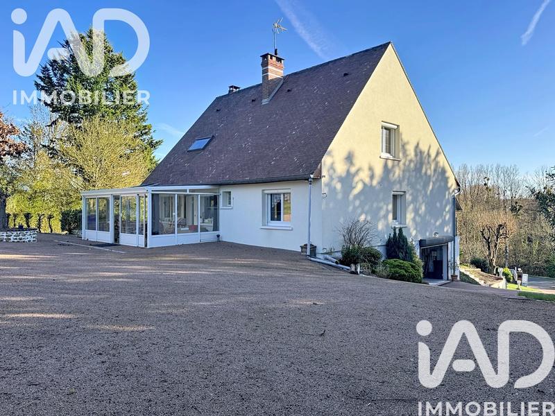 Maison - 180 m² - 5 pièces