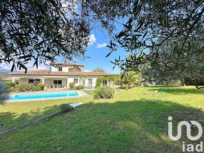 Maison - 189 m² - 7 pièces