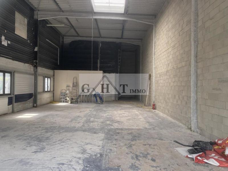 Local commercial - 200 m²