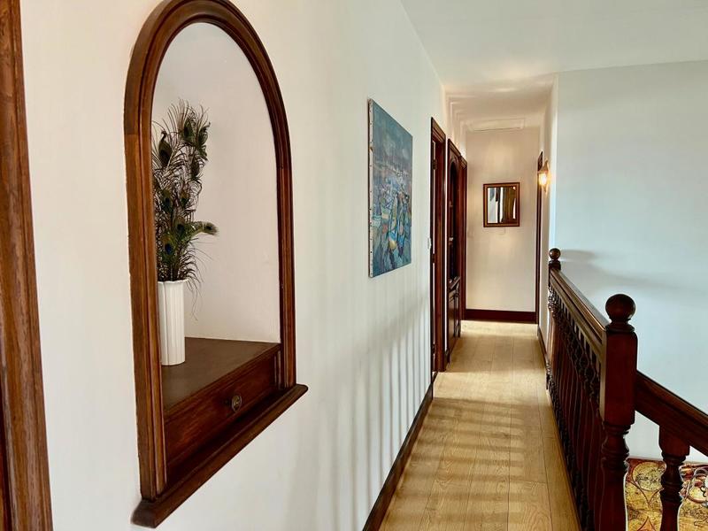 Maison d'architecte - 178 m² - 6 pièces