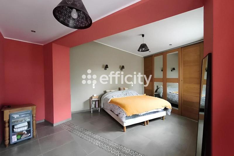 Maison - 152 m² - 6 pièces