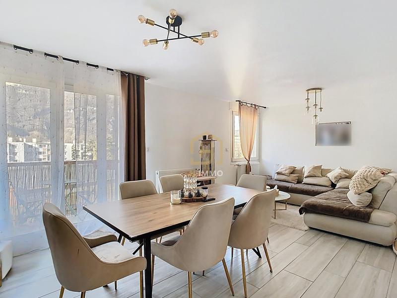 Appartement - 72 m² - 3 pièces