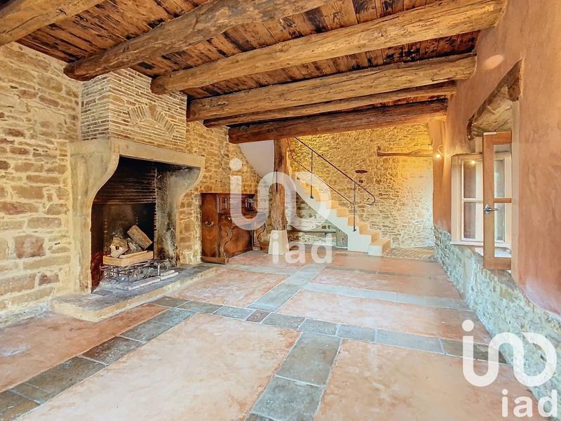 Maison de village - 239 m² - 8 pièces