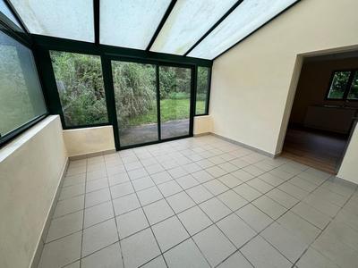 Maison - 92 m² - 6 pièces