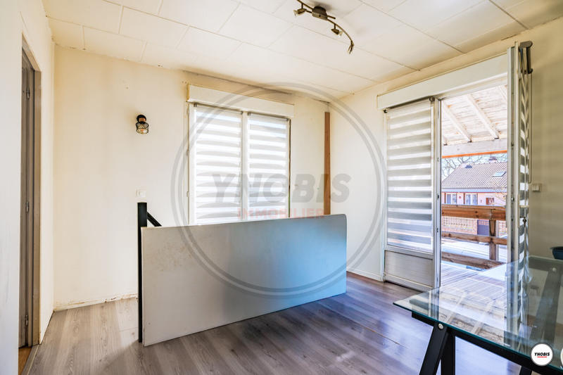 Maison - 96 m² - 5 pièces