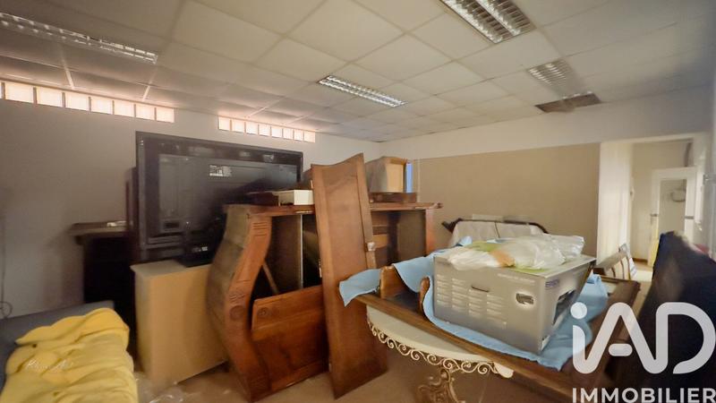 Maison - 325 m² - 10 pièces