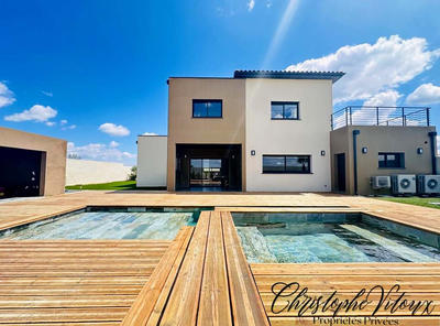 Demeure - 173 m² - 6 pièces