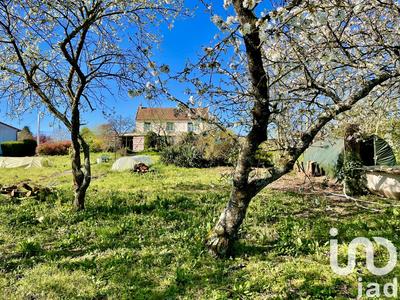 Maison - 180 m² - 8 pièces