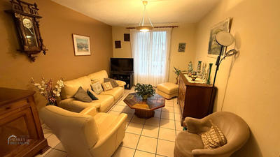 Maison - 92 m² - 5 pièces