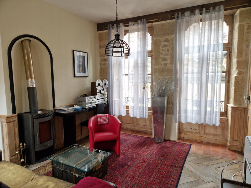 Appartement - 185 m² - 8 pièces