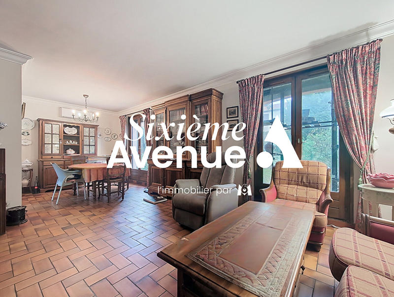 Maison - 86 m² - 4 pièces