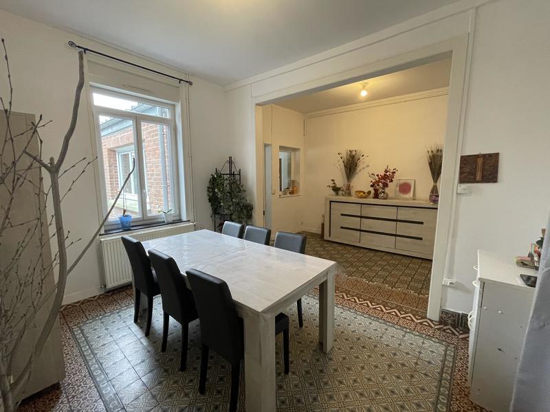 Maison jumelée - 90 m² - 5 pièces